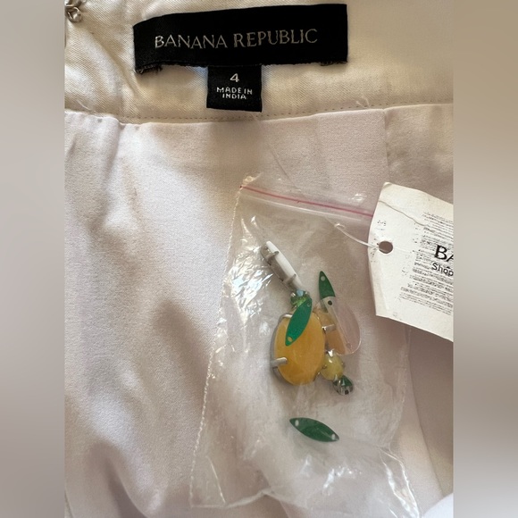 Banana Republic White Reflective Floral Skirt - Picture 4 of 5
